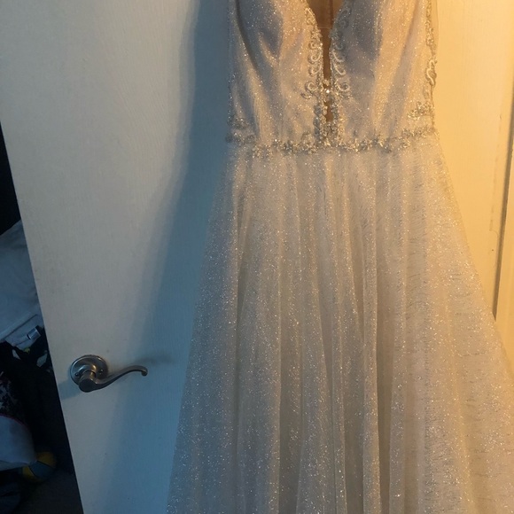 Ida Torez Wedding Dress White Diamond  size 10 - Picture 5 of 5